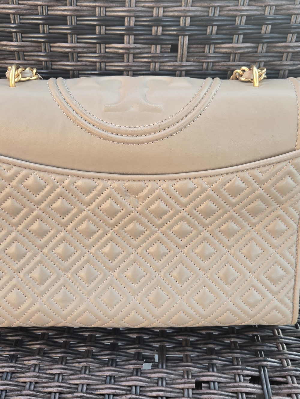 Tory Burch Beige Quilted Leather Chain Shoulder Bag - Picture 4 of 17
